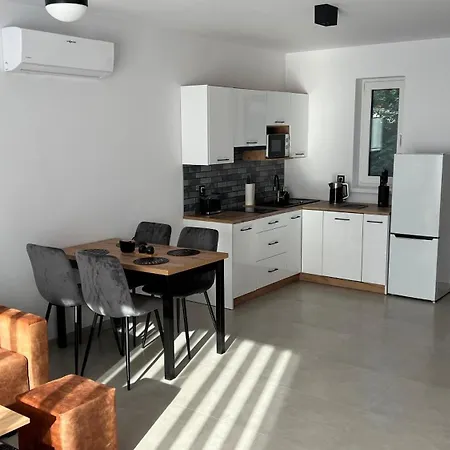 Grey House * 보스즈코보