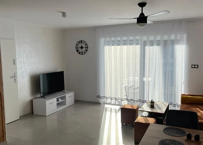 Grey House 보스즈코보